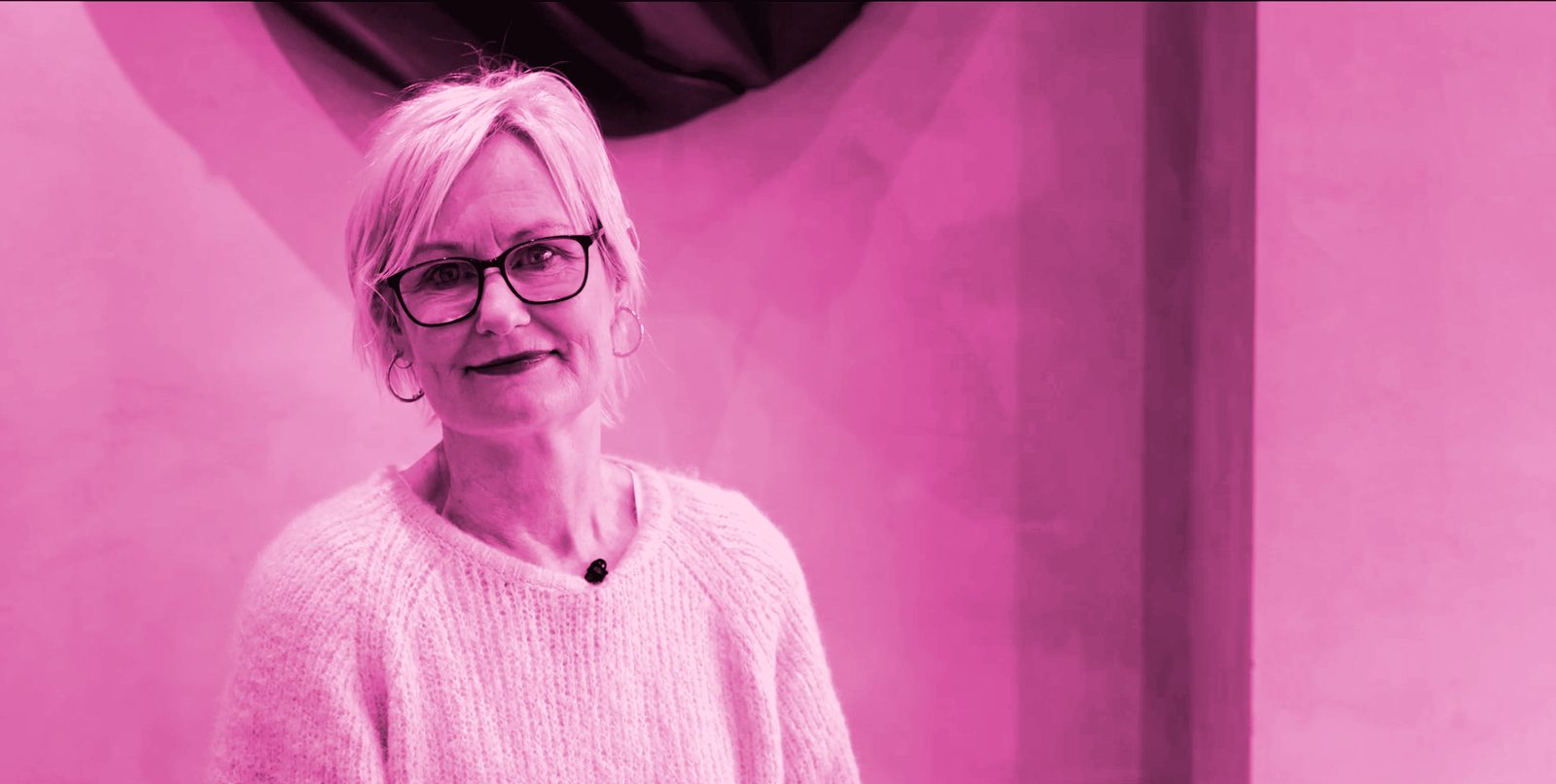 Lucy O’Brien, critica musicale di Mojo e The Guardian, in StrongHer